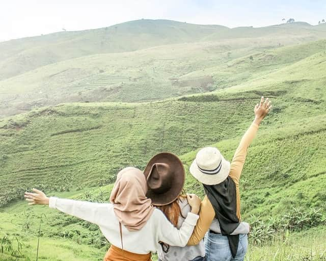 Wisata Alam Curug Cinulang Cicalengka Bandung Pilihan